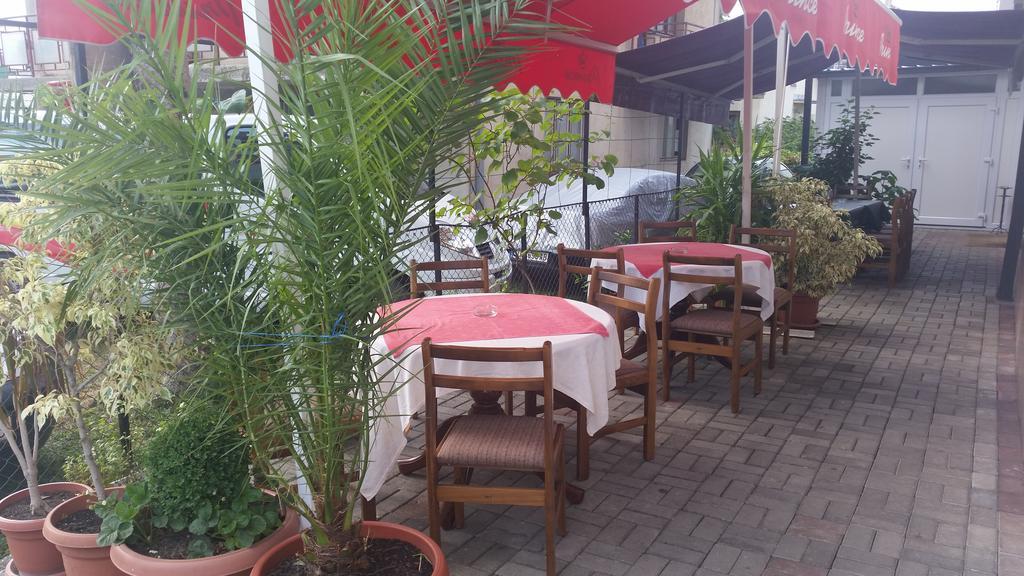 Hotel Montenegro Struga Exterior photo